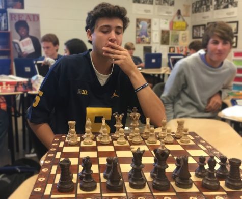 Bankston introduces new Chess club to students