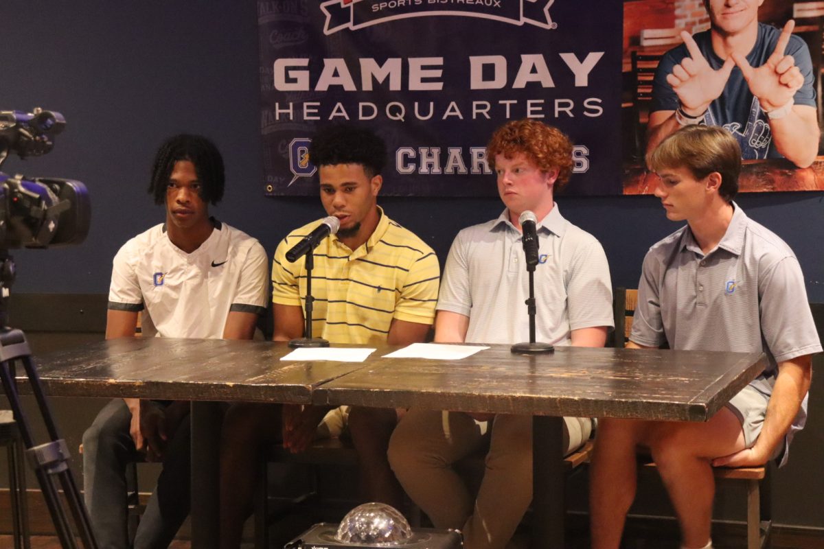 "Coaches Show" spotlights football, players