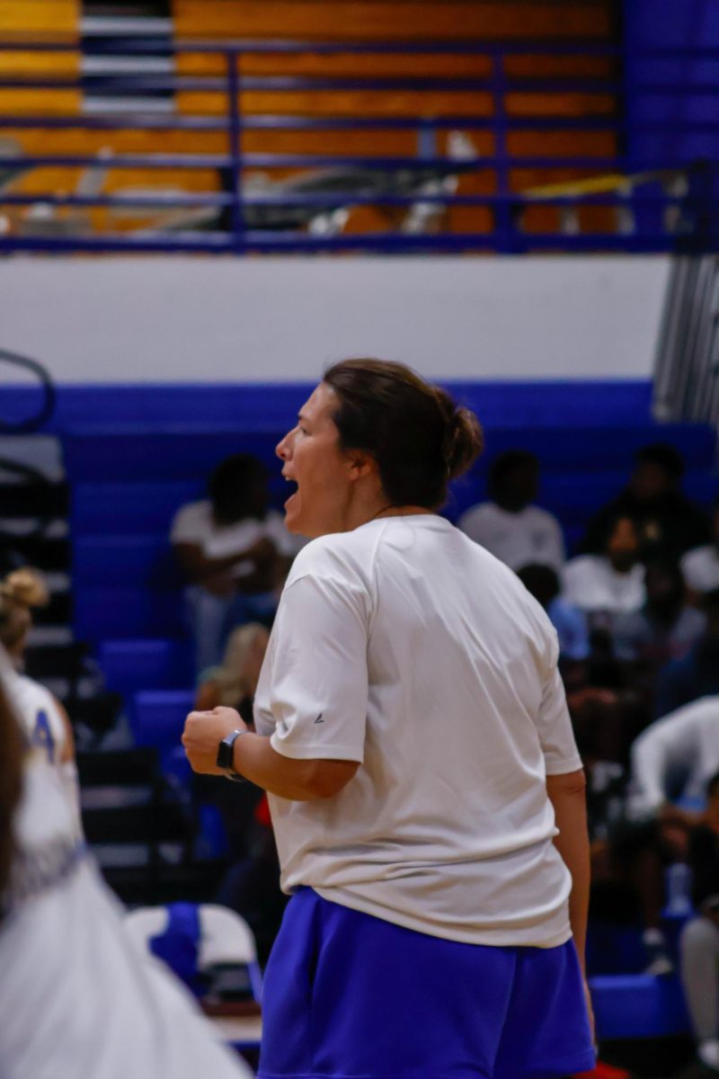 Oxford volleyball finds strength under new coach